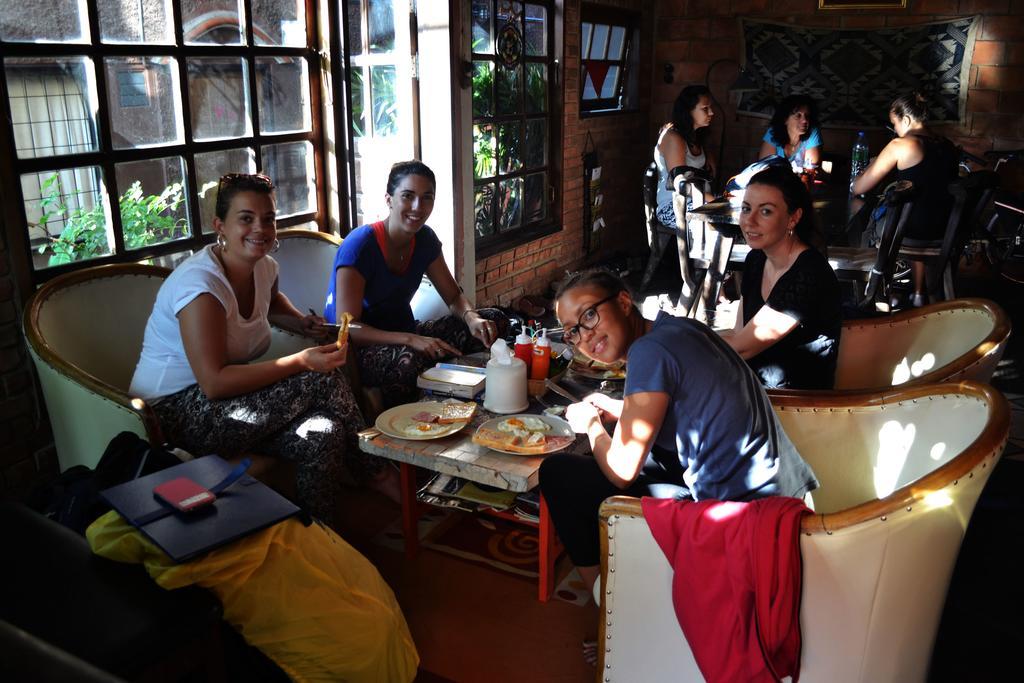Brickhouse Ayutthaya Guesthouse Est 1986 Extérieur photo