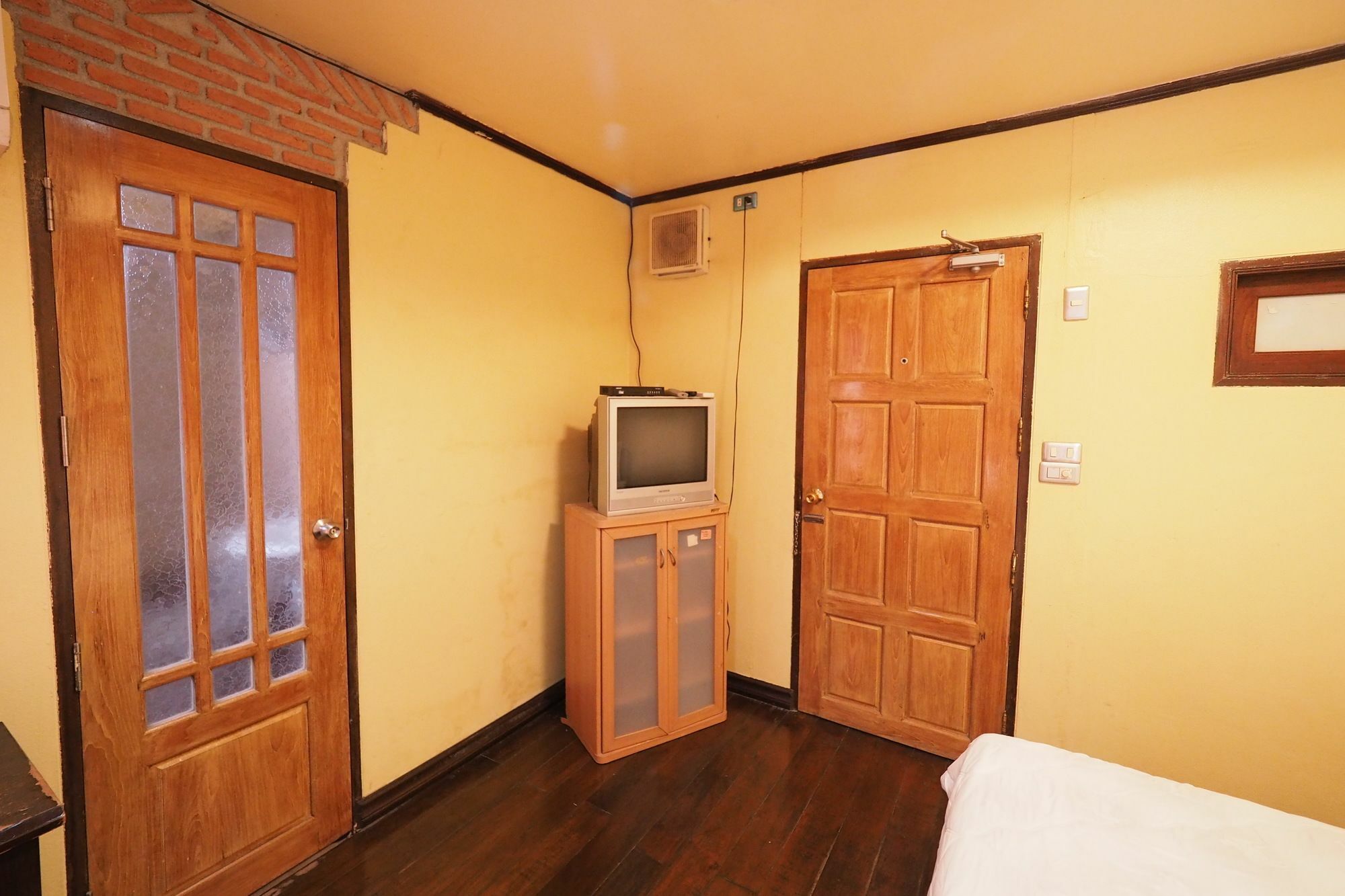Brickhouse Ayutthaya Guesthouse Est 1986 Extérieur photo